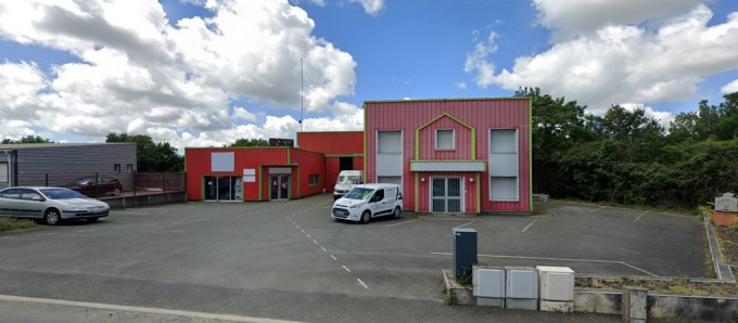 Location Immobilier Professionnel Local d'activité La Roche-sur-Yon (85000)